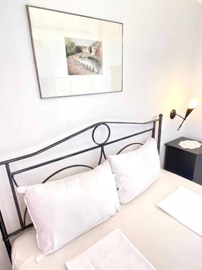 Guesthouse Gradina Loviste Bagian luar foto