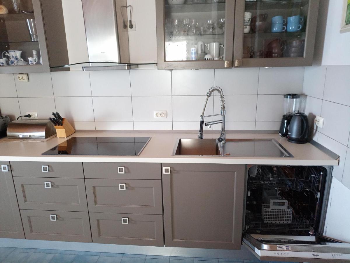 Guesthouse Gradina Loviste Bagian luar foto