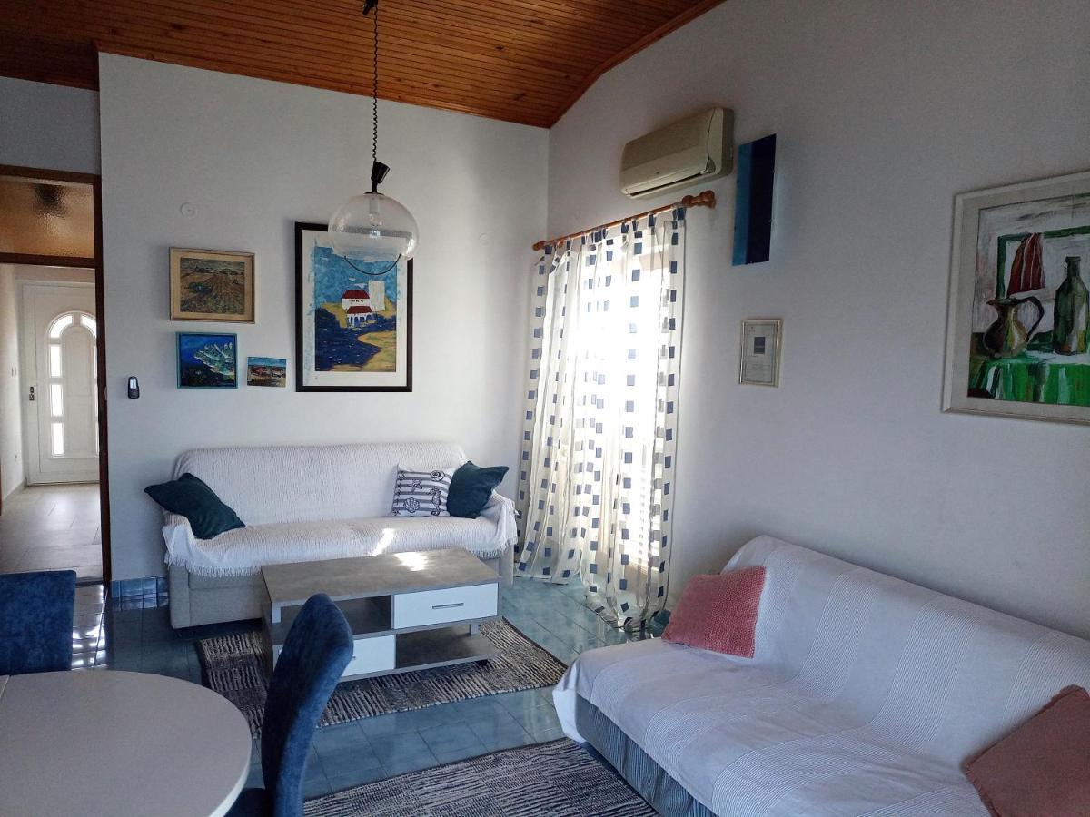 Guesthouse Gradina Loviste Bagian luar foto